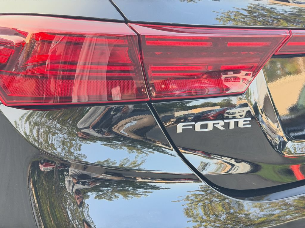 Certified 2024 Kia Forte GT-Line w/ GT-Line Premium Package FWD image 11