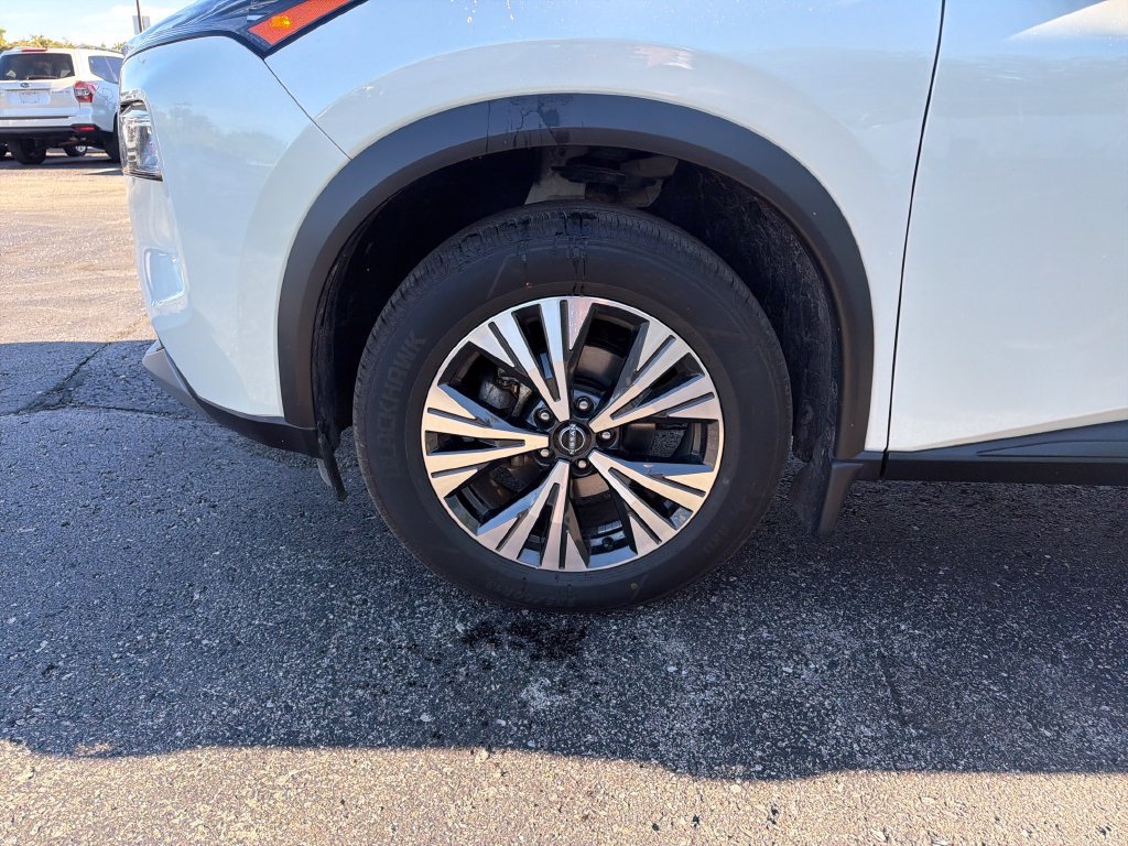 Certified 2023 Nissan Rogue SV w/ SV Premium B Package AWD/4WD image 30