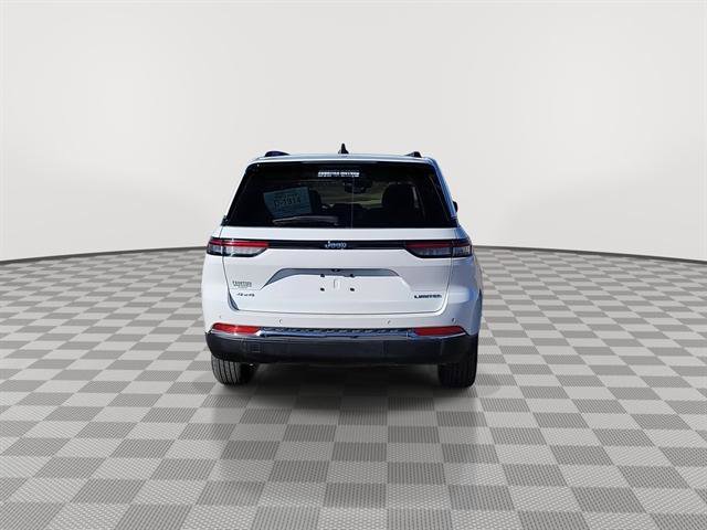 Used 2023 Jeep Grand Cherokee Limited image 7