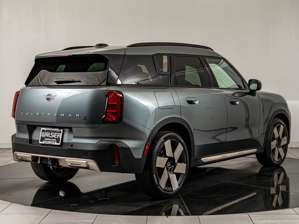Certified 2025 MINI Cooper Countryman S w/ Comfort Package Max AWD/4WD image 5