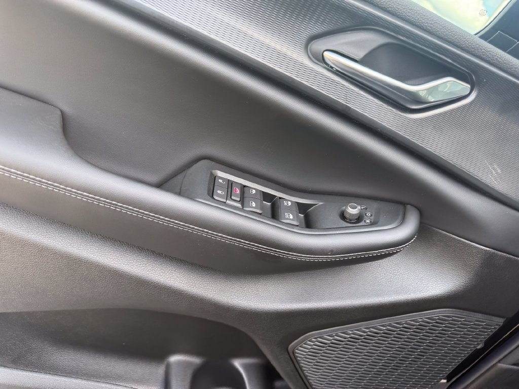 New 2026 Jeep Grand Cherokee Laredo RWD image 6