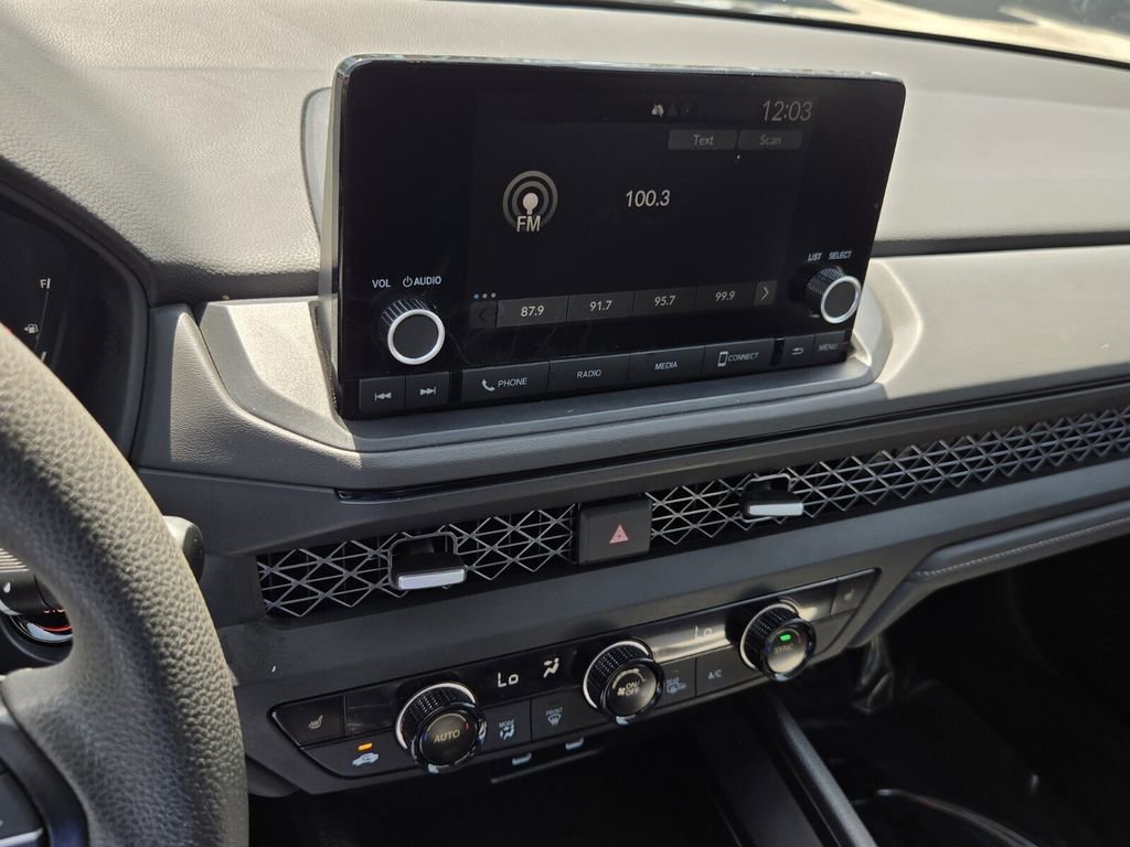 Used 2024 Honda Accord EX image 21