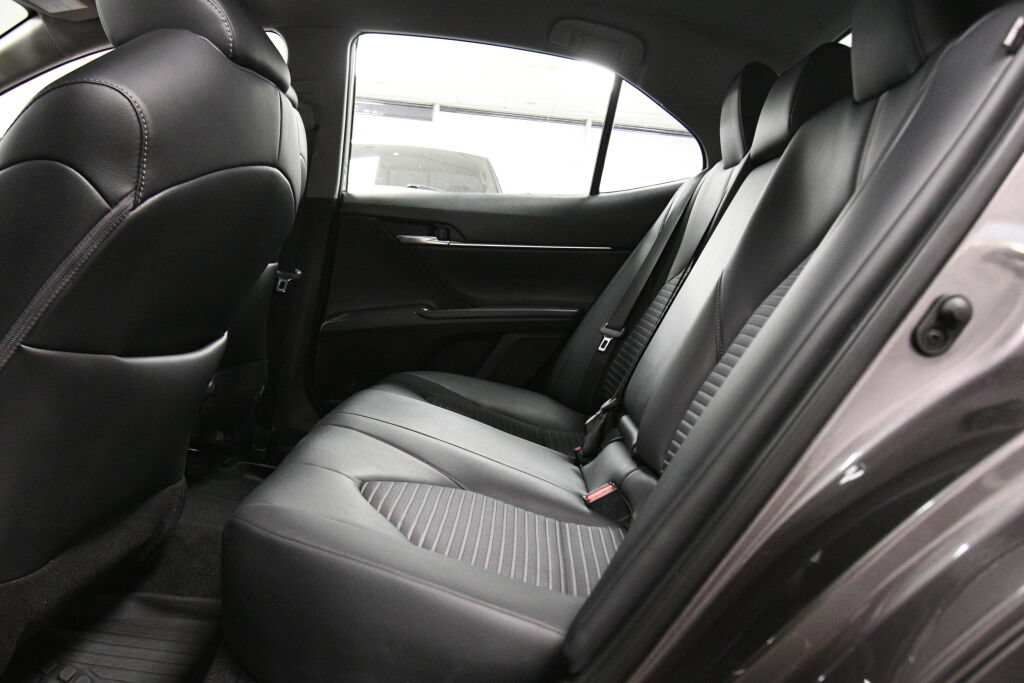 Certified 2024 Toyota Camry SE w/ Cold Weather Package FWD image 20