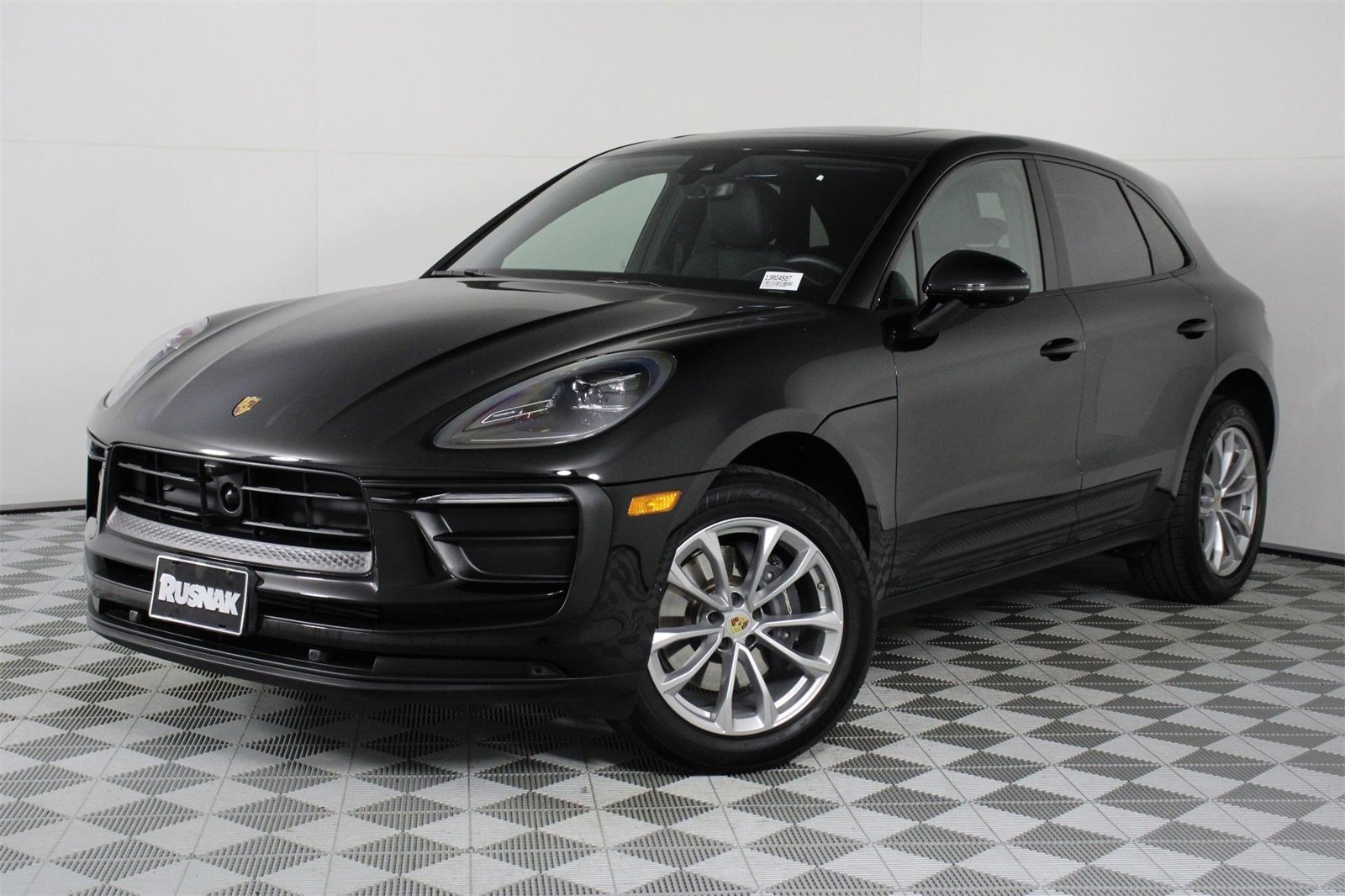Used 2025 Porsche Macan