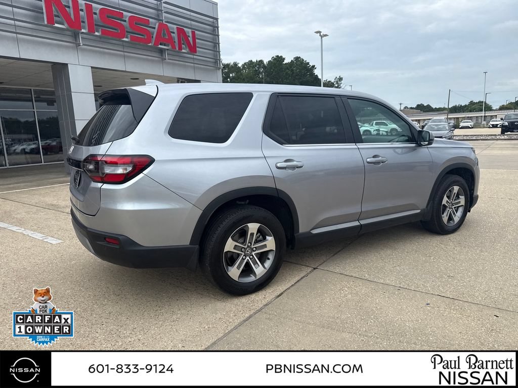 Used 2025 Honda Pilot EX-L image 6