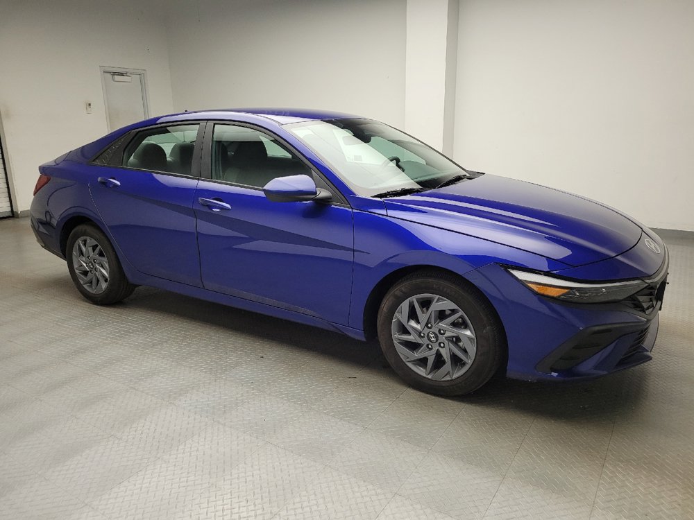 Used 2024 Hyundai Elantra SEL FWD image 11