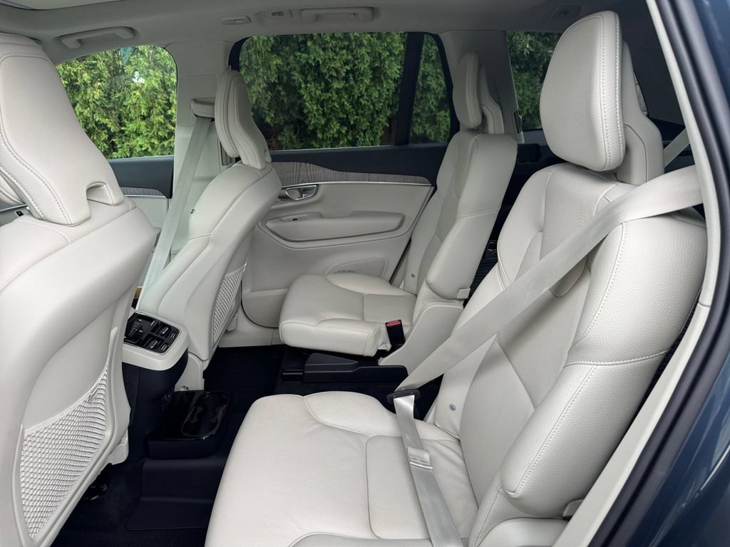 Used 2024 Volvo XC90 B6 Plus w/ Protection Package AWD/4WD image 18