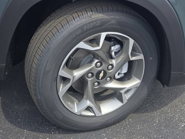 New 2026 Chevrolet Trax LT w/ LT Convenience Package FWD image 9