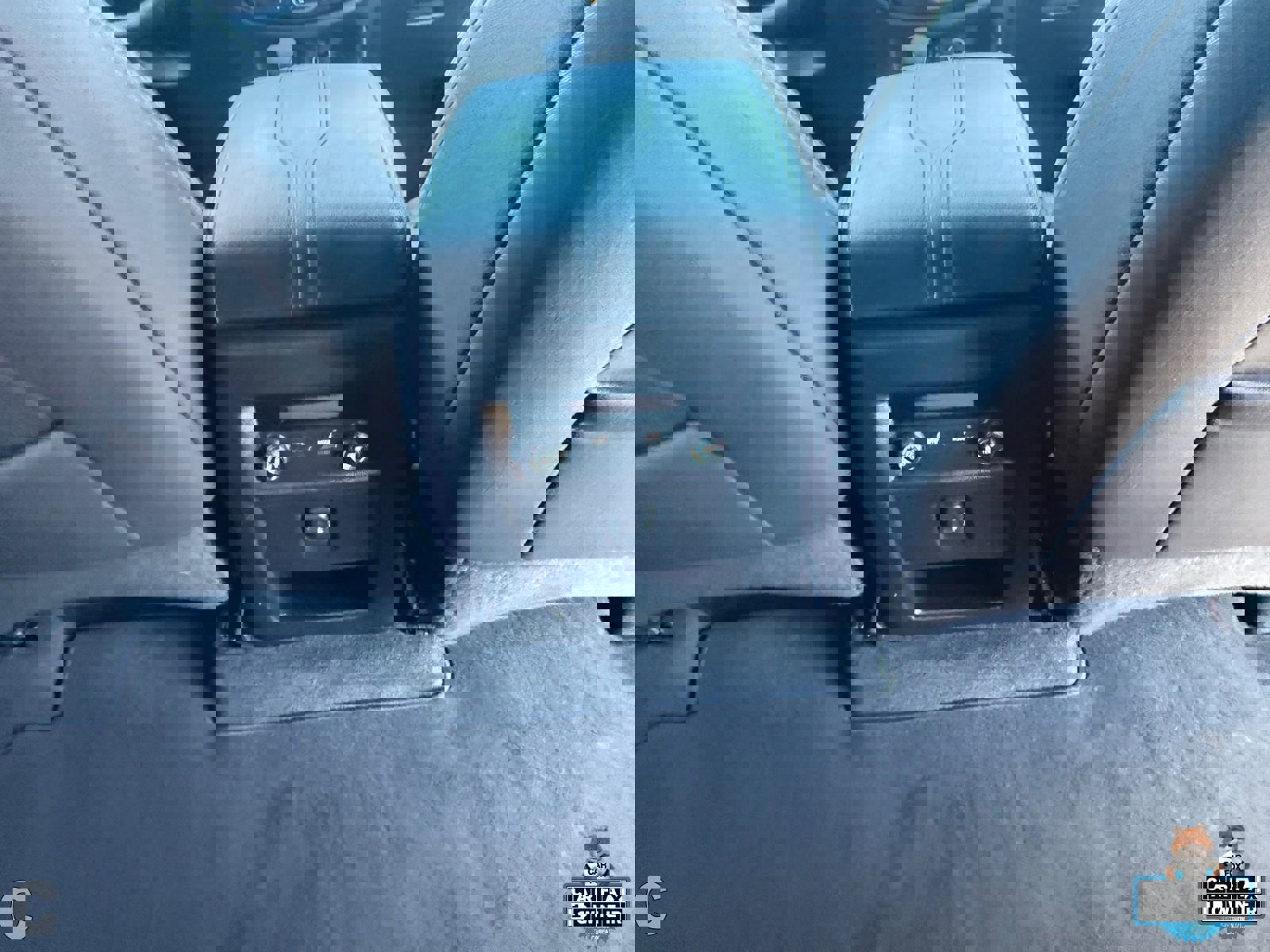 Used 2023 Chevrolet Traverse LT image 13