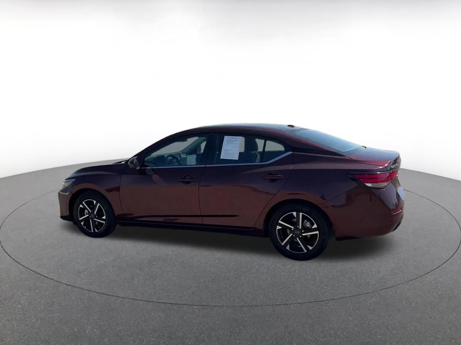 Used 2025 Nissan Sentra SV image 10