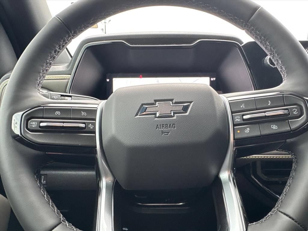 New 2026 Chevrolet Colorado ZR2 w/ Technology Package AWD/4WD image 14