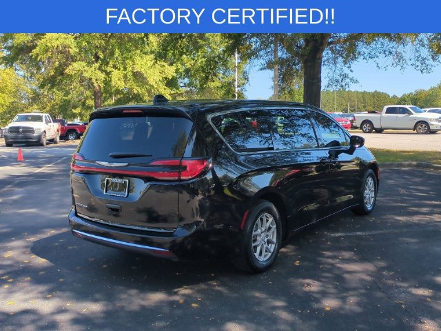 Certified 2026 Chrysler Pacifica Select FWD image 5