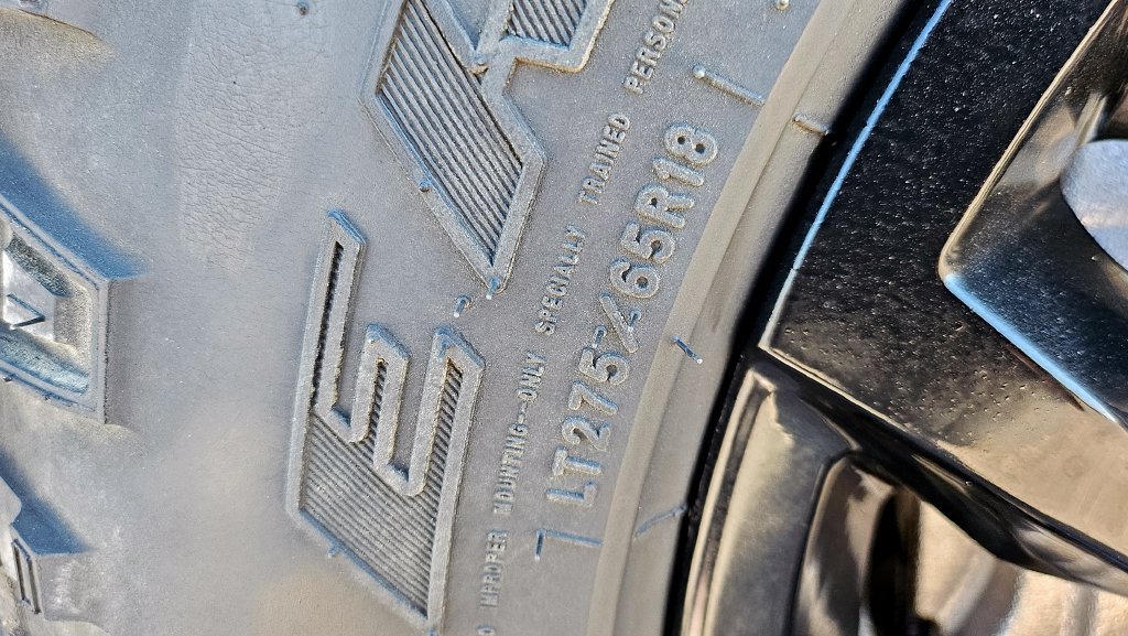 Used 2021 Chevrolet Silverado 1500 LT Trail Boss w/ Convenience Package II AWD/4WD image 17