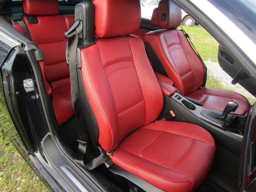 Used 2012 BMW 328i Convertible image 6