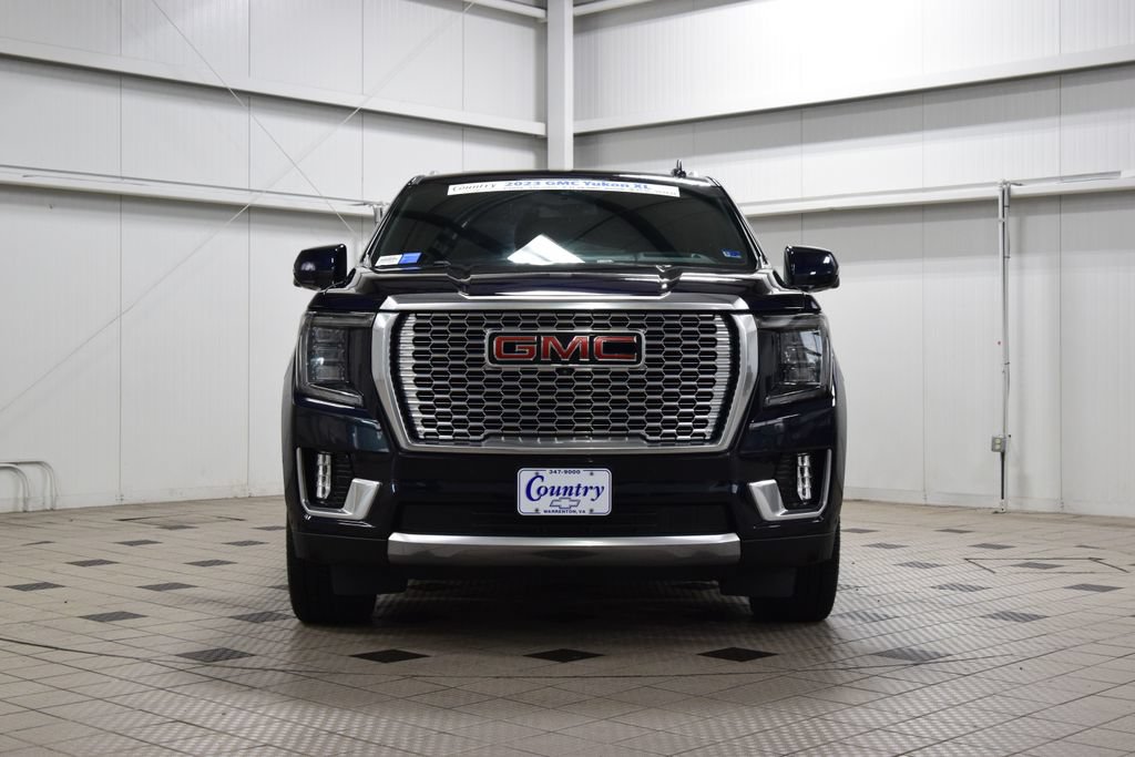 Used 2023 GMC Yukon XL Denali AWD/4WD image 2