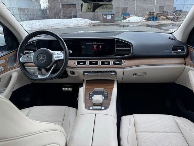 Used 2022 Mercedes-Benz GLS 450 4MATIC image 16