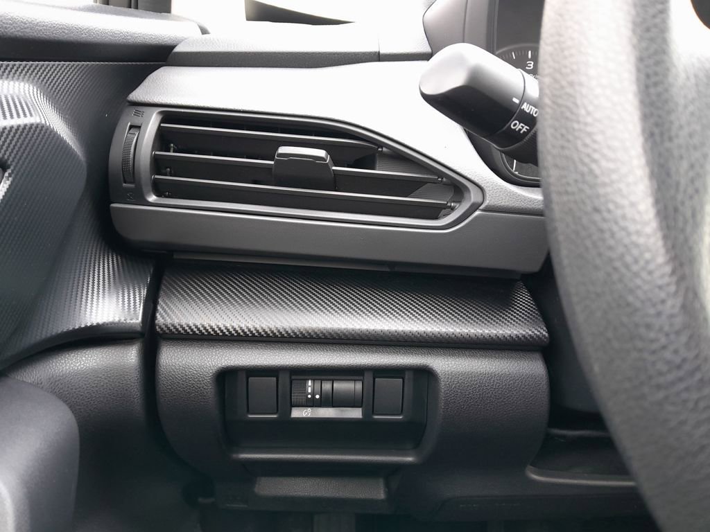 Used 2024 Subaru Crosstrek 2.0i Premium image 14