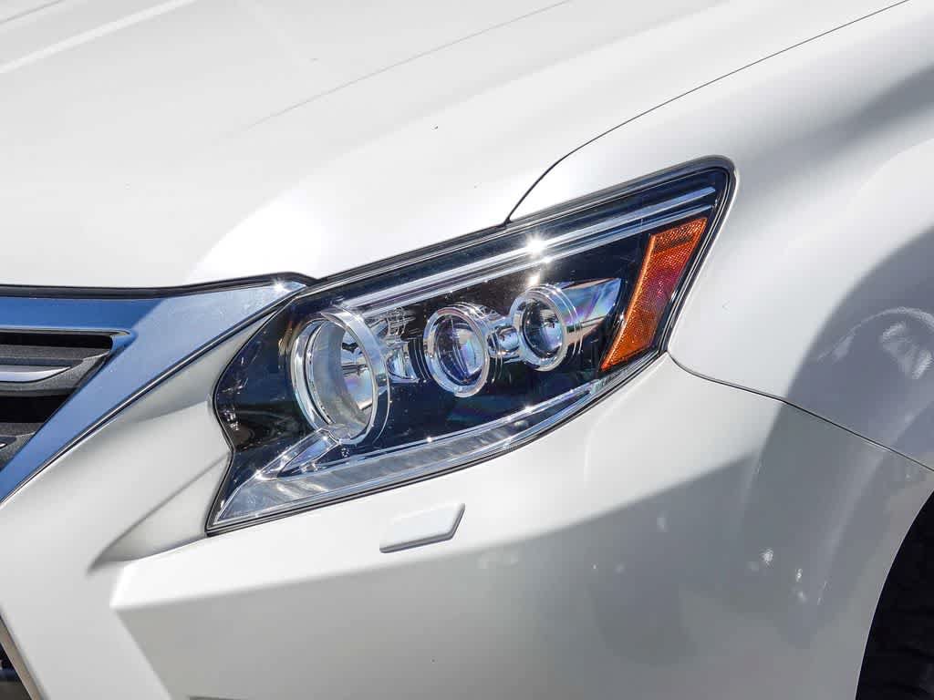 Used 2018 Lexus GX 460 Luxury w/ Preferred Accessory Package AWD/4WD image 8