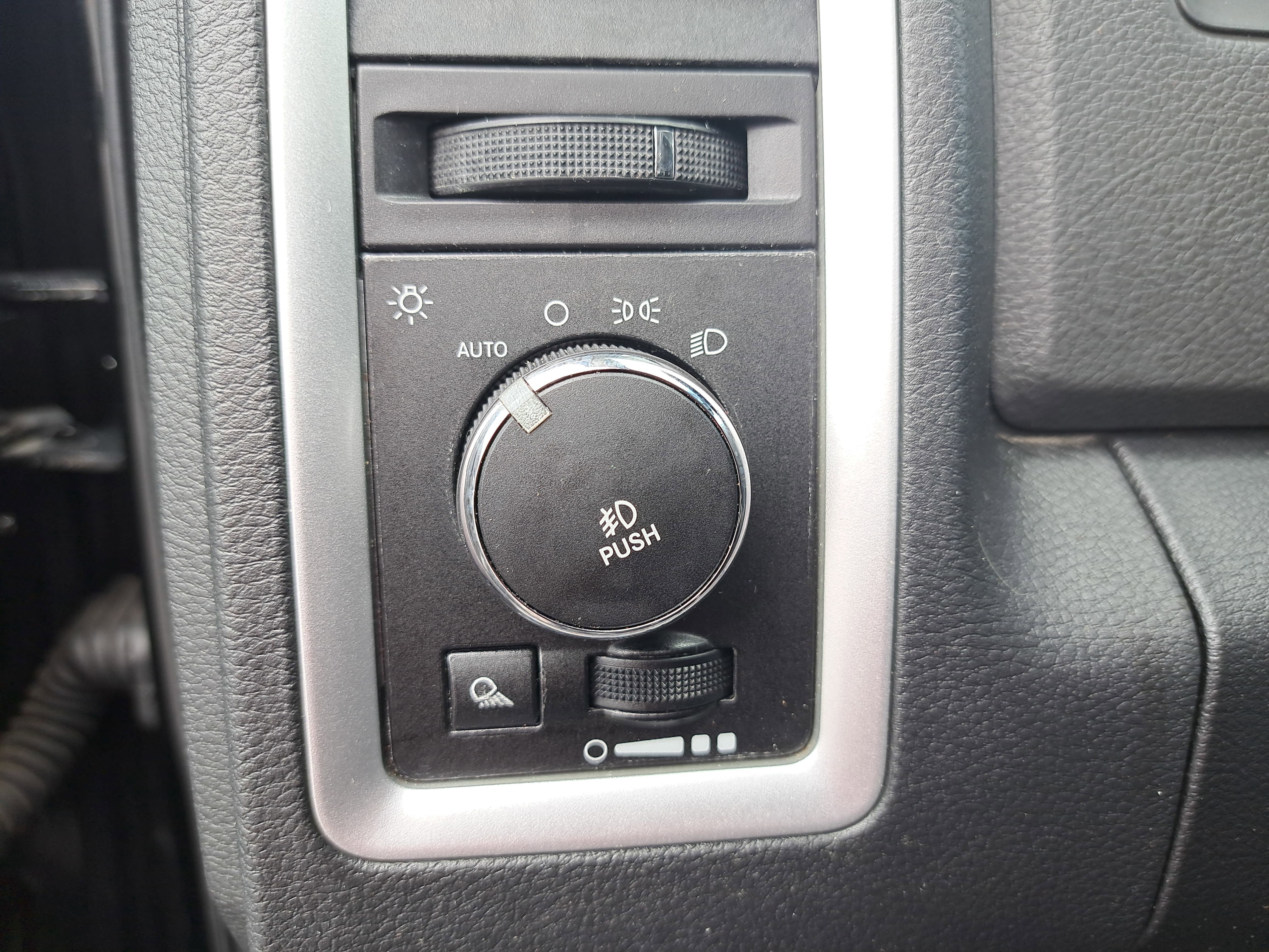 Used 2012 RAM 1500 Sport w/ Sport Premium Group AWD/4WD image 26