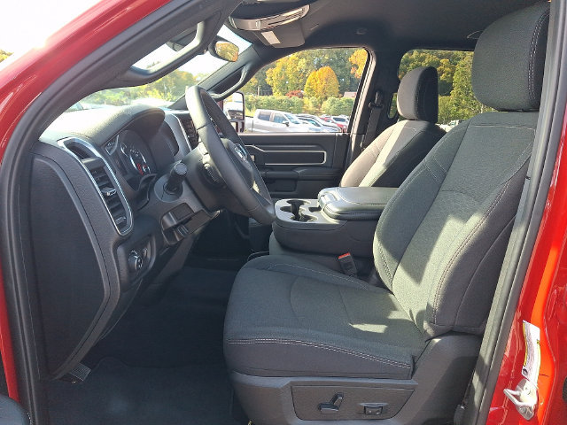 Used 2026 RAM 2500 Big Horn AWD/4WD image 2