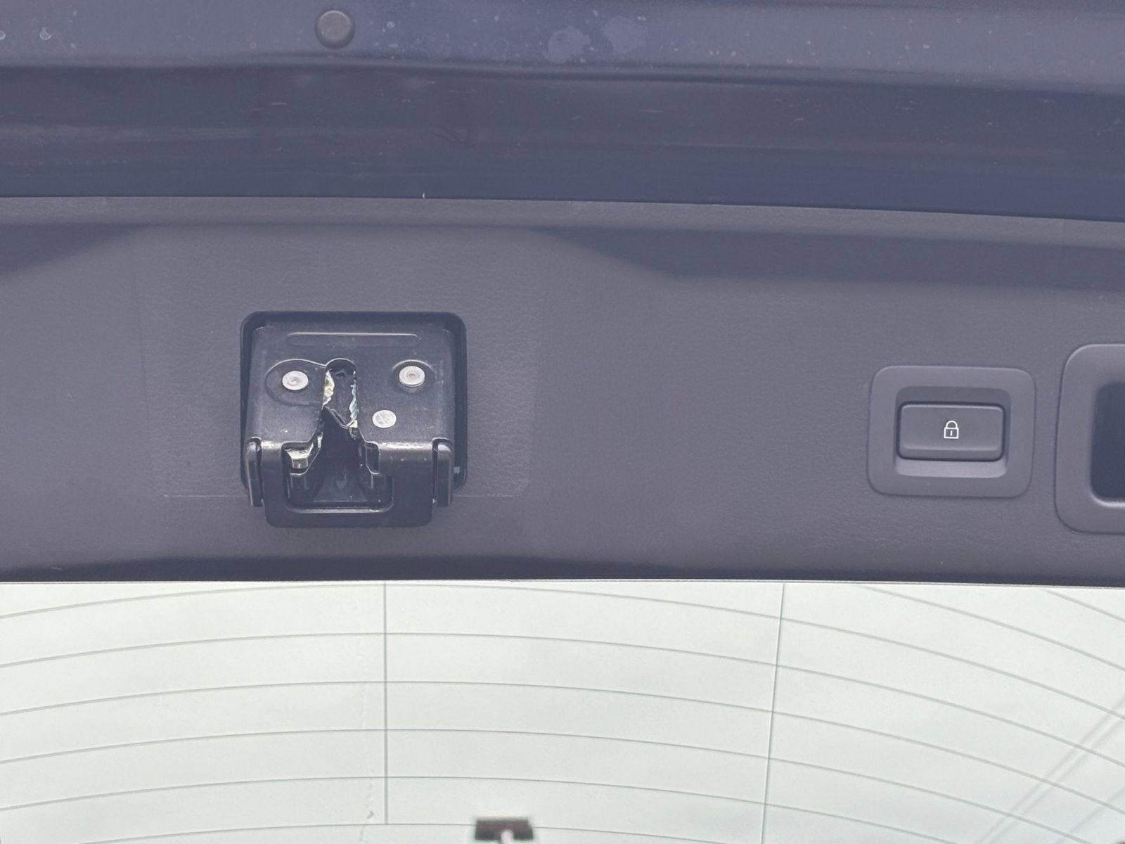 Used 2025 MAZDA CX-30 AWD 2.5 S w/ Select Sport Pkg image 24