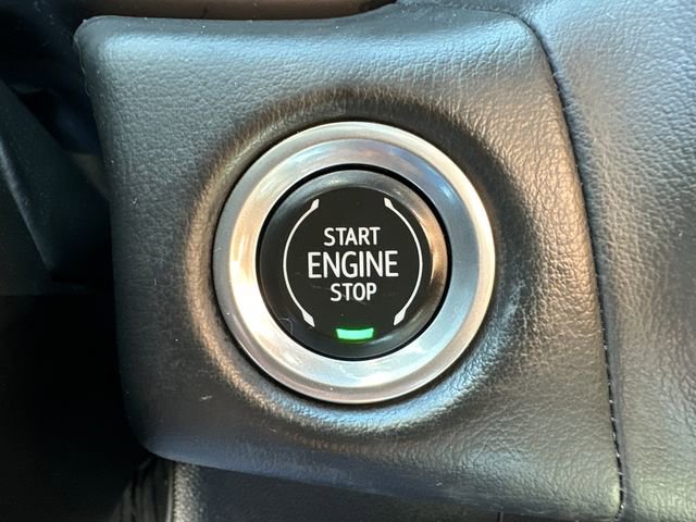 Used 2022 Chevrolet Suburban LT w/ LT Signature Plus Package AWD/4WD image 41