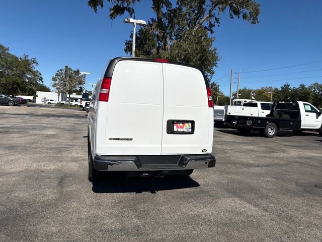 New 2025 Chevrolet Express 2500 Work Van 3D Extended Cargo Van w/ Driver Convenience Package RWD image 9