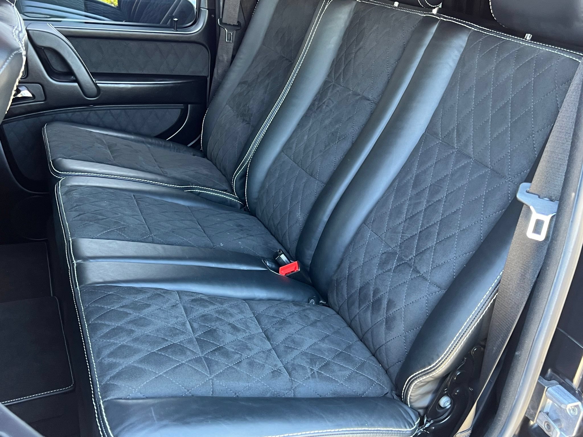 Used 2018 Mercedes-Benz G 550 Squared image 22