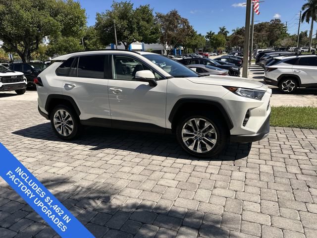 Used 2021 Toyota RAV4 Limited FWD image 15