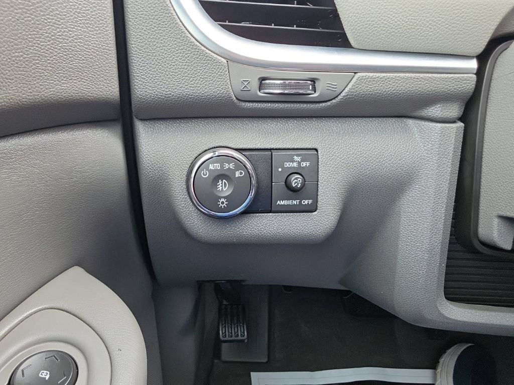Certified 2016 Chevrolet Traverse LT FWD image 10