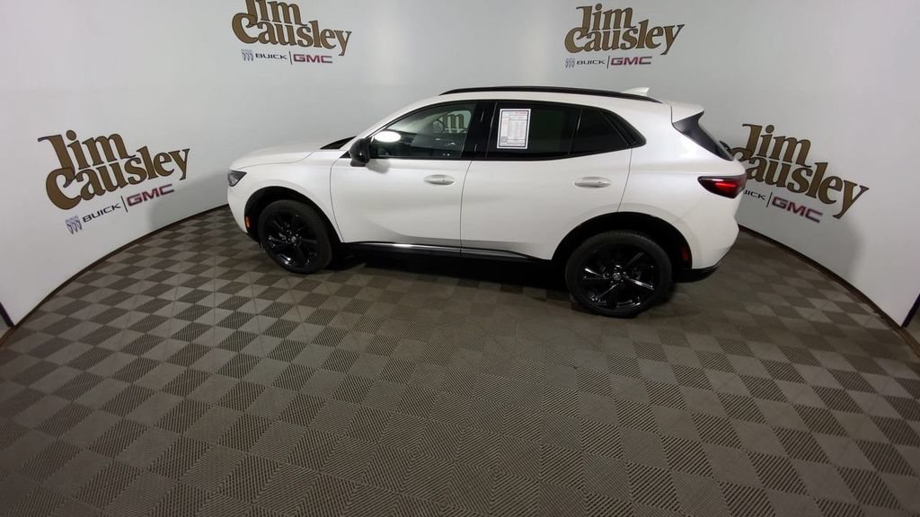 Certified 2023 Buick Envision Essence w/ Technology Package I AWD/4WD image 5