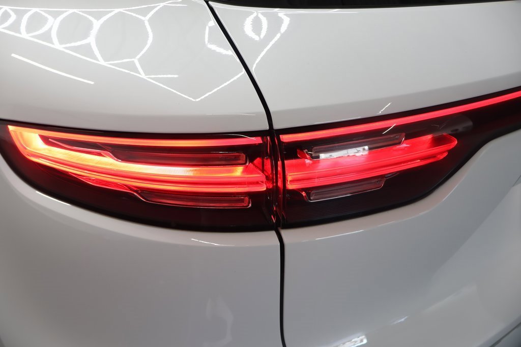 Used 2021 Porsche Cayenne image 29