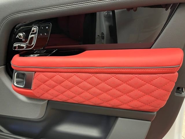 Used 2021 Land Rover Range Rover P525 Westminster Edition LWB image 21