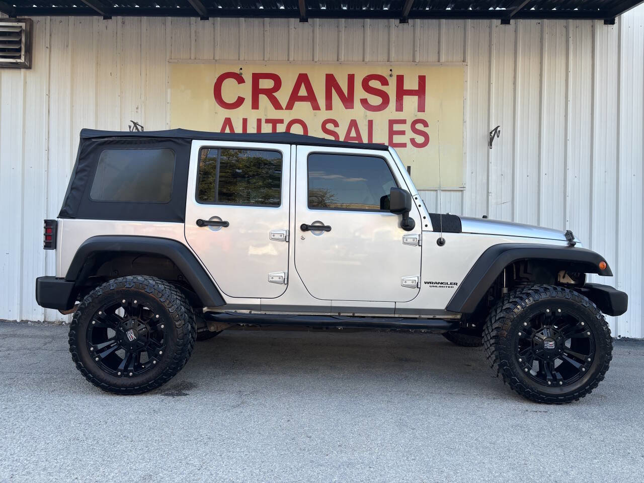 Used 2008 Jeep Wrangler Unlimited X image 2