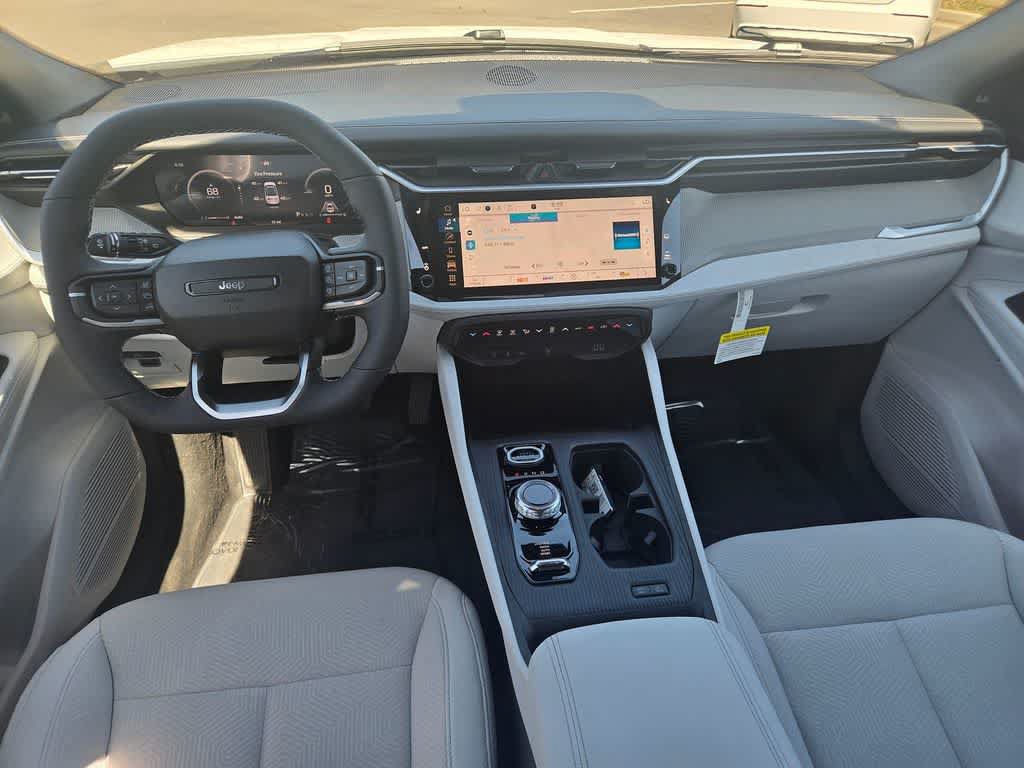 New 2026 Jeep Cherokee Laredo AWD/4WD image 9