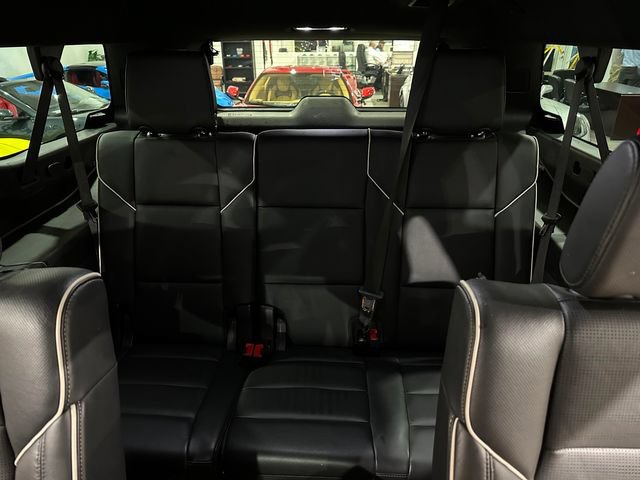 Used 2024 Cadillac Escalade ESV Premium Luxury w/ LPO, Floor Liner Package AWD/4WD image 24