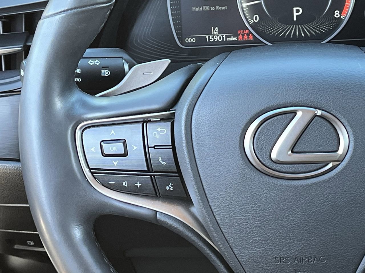 Used 2023 Lexus ES 350 w/ Premium Package FWD image 12