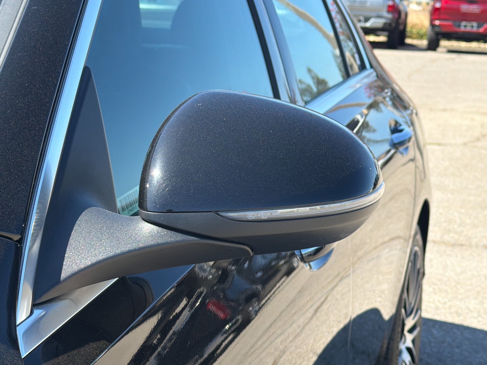 Used 2025 Mercedes-Benz C 300 Sedan image 41