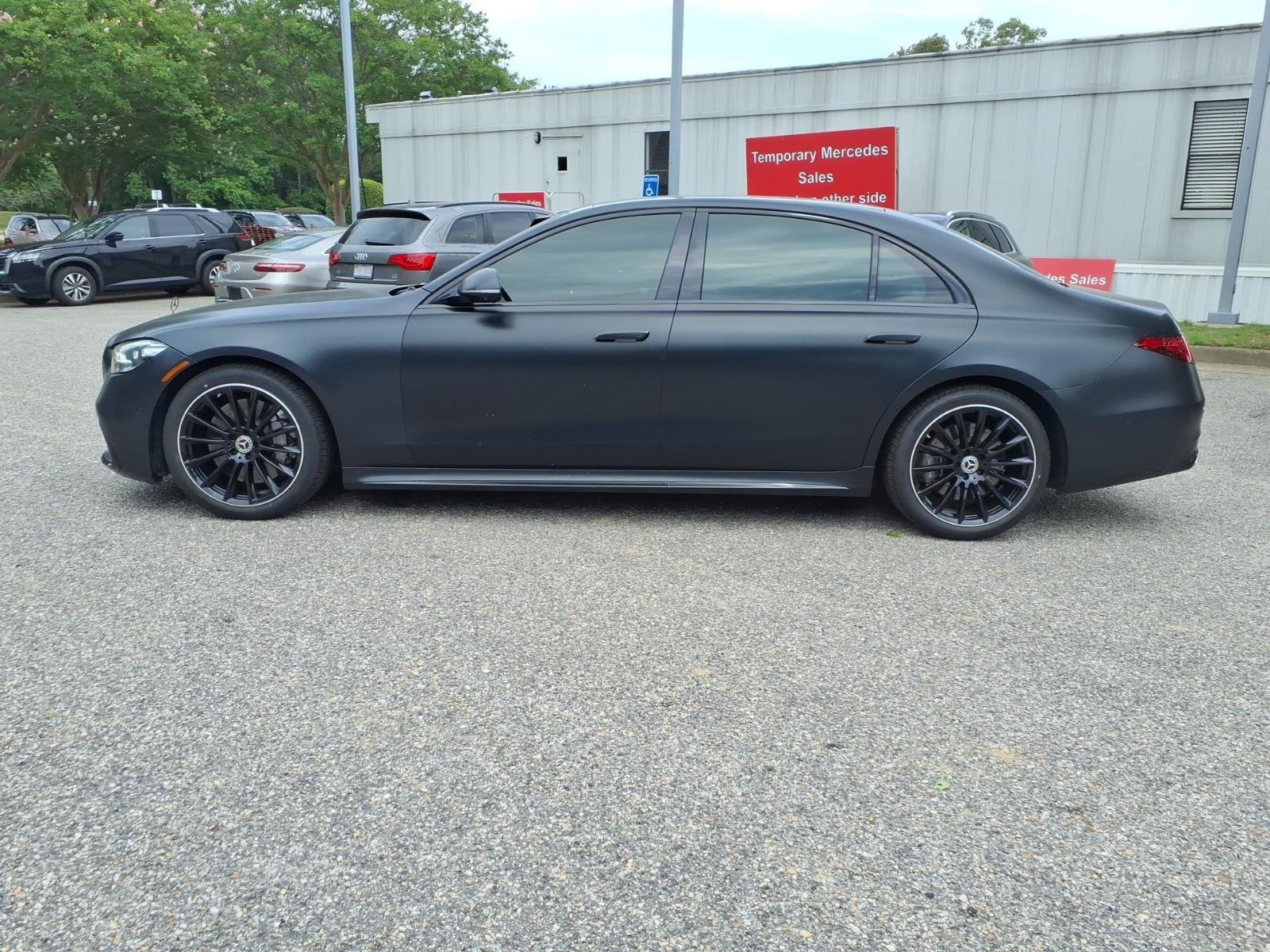 Used 2022 Mercedes-Benz S 580 4MATIC Sedan w/ AMG Line Package image 8