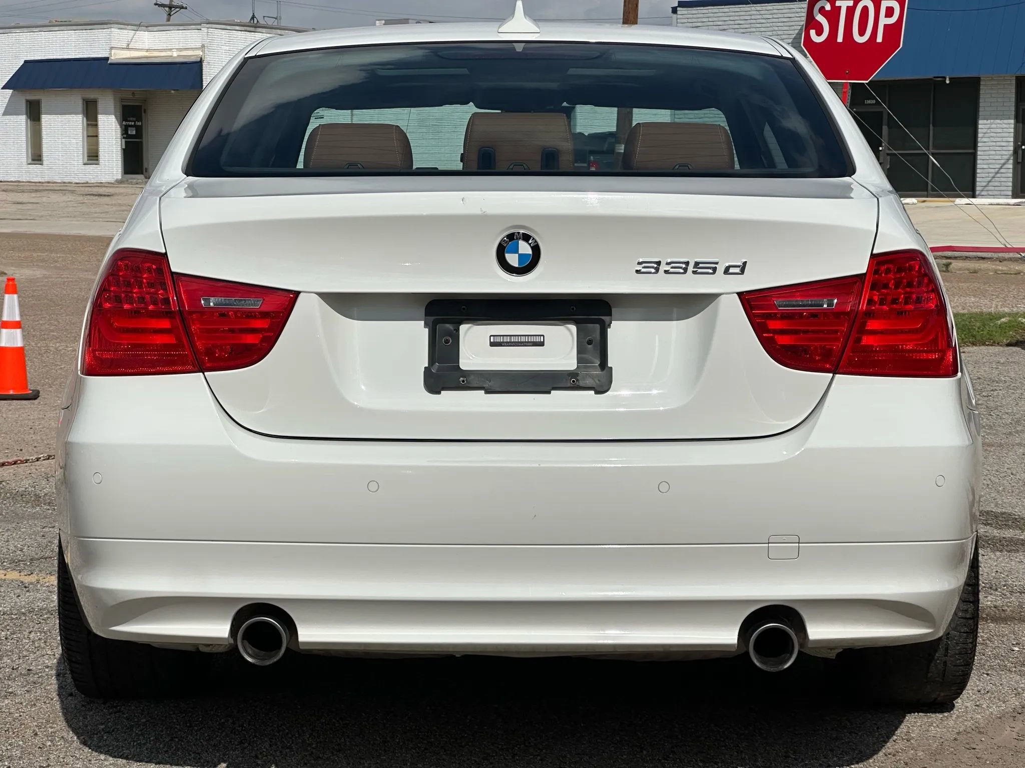 Used 2010 BMW 335d Sedan image 6