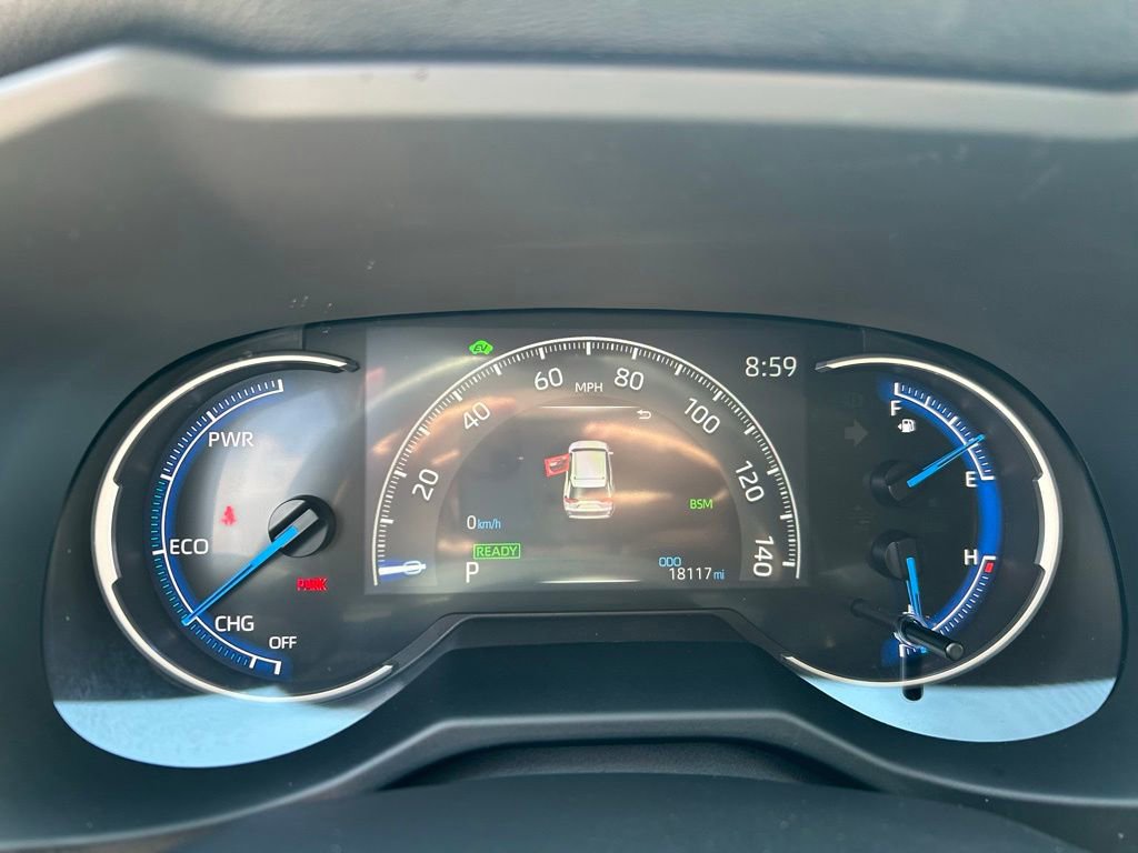 Used 2024 Toyota RAV4 AWD Hybrid image 11