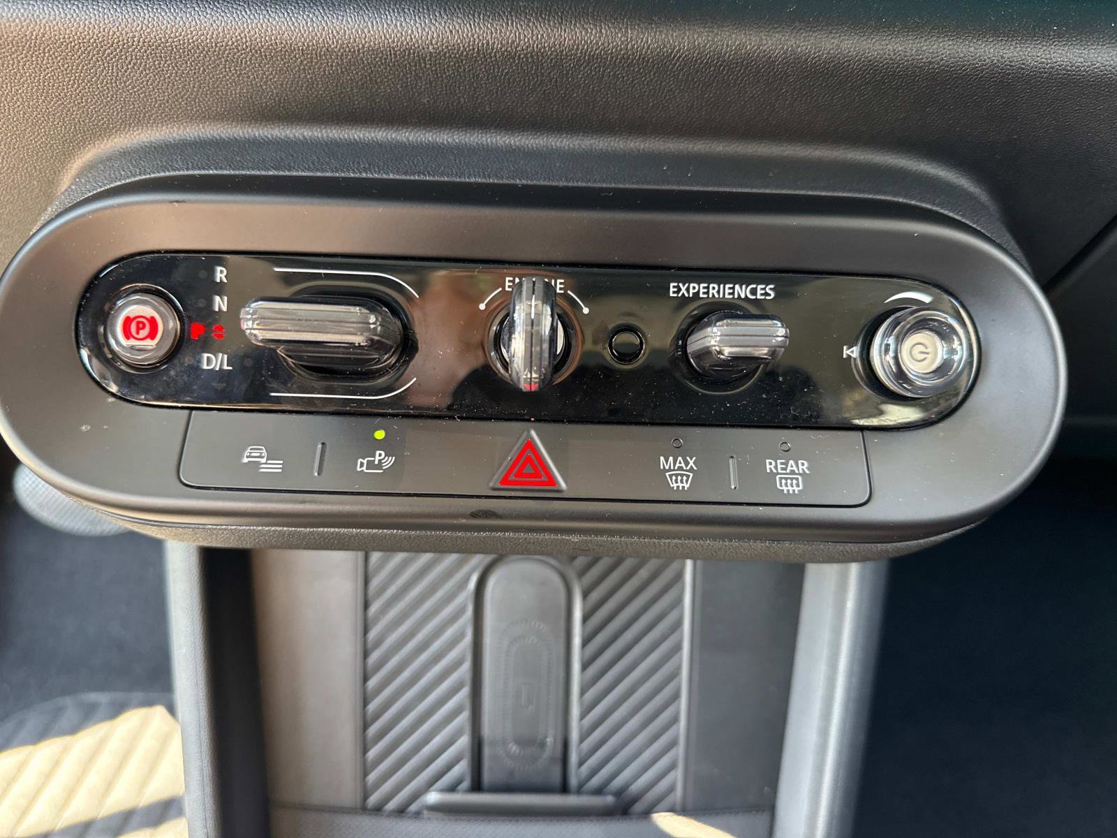 Certified 2025 MINI Cooper S FWD image 26