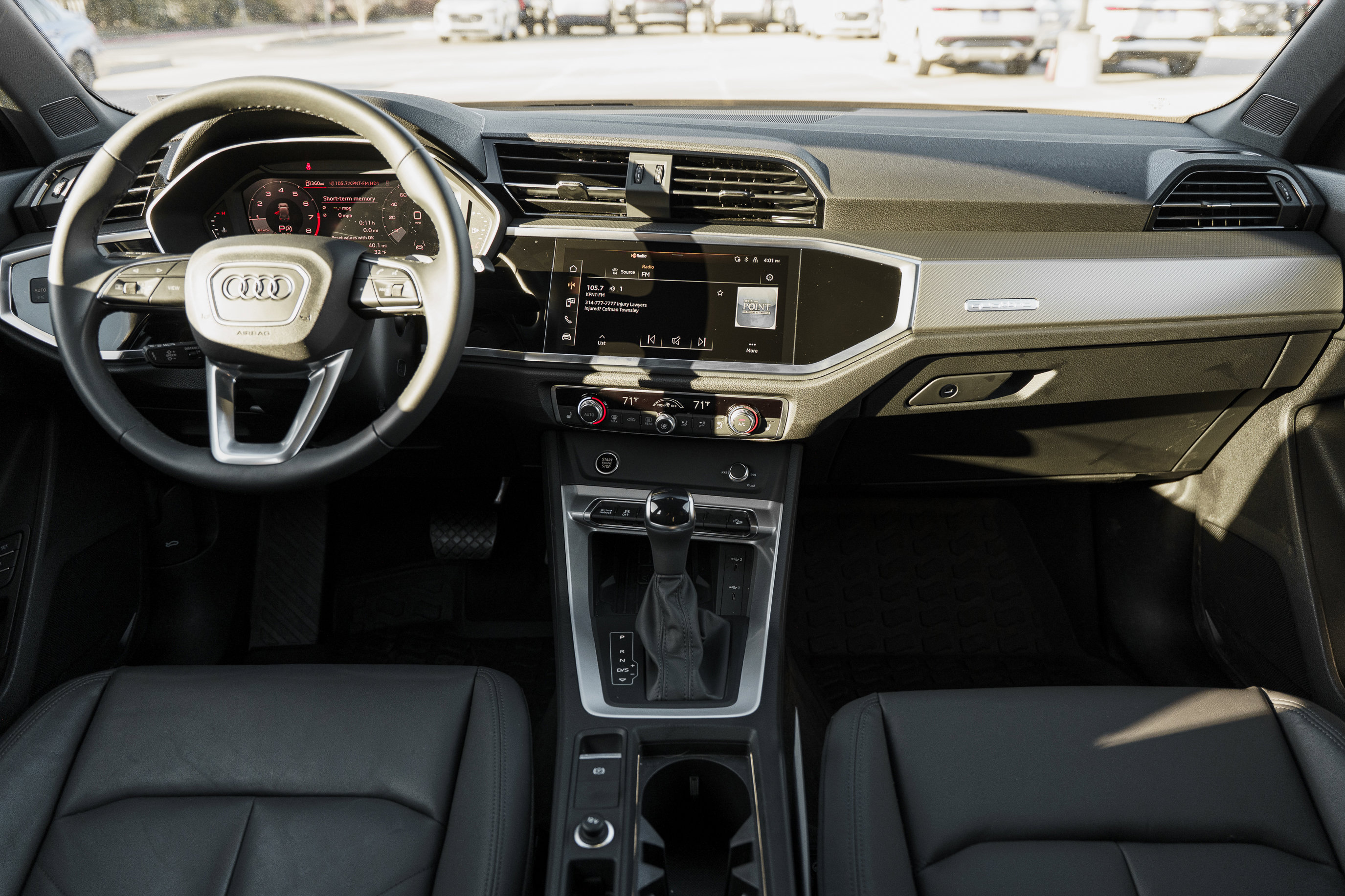 Certified 2025 Audi Q3 2.0T Premium w/ Convenience Package image 8