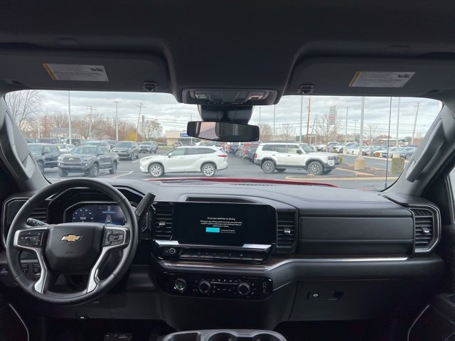 Used 2024 Chevrolet Silverado 1500 LT image 13