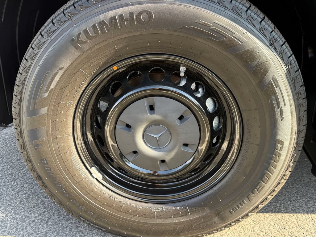 Certified 2026 Mercedes-Benz Sprinter 2500 image 32