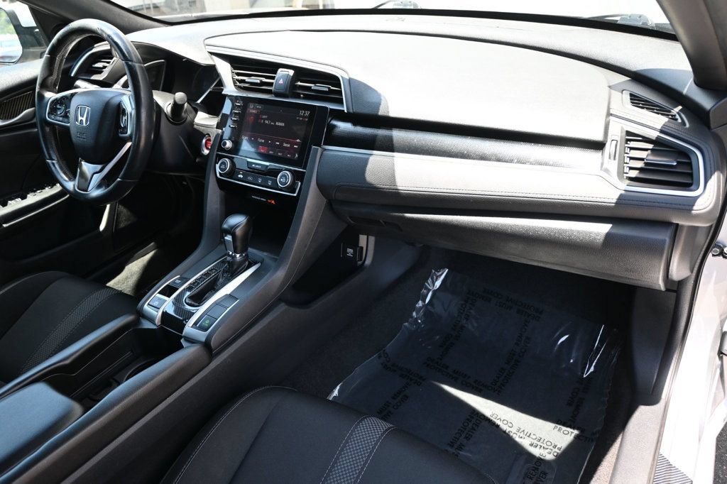 Used 2019 Honda Civic Sport image 11