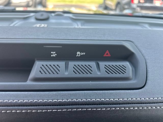 New 2026 Ford Bronco Outer Banks AWD/4WD image 19