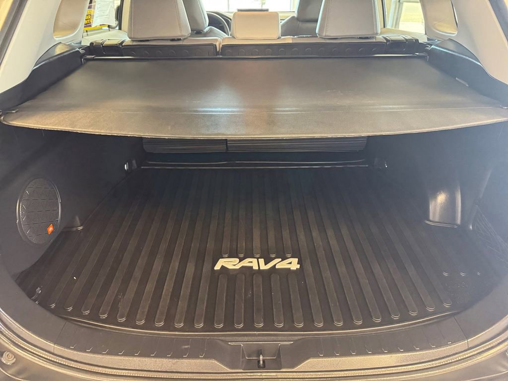 Used 2021 Toyota RAV4 Limited w/ Limited Grade Weather Package AWD/4WD image 23
