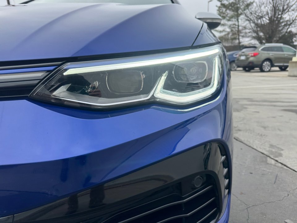 Used 2024 Volkswagen Golf R 2.0T image 30