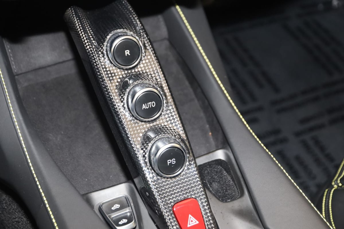 Used 2022 Ferrari Portofino M RWD image 8